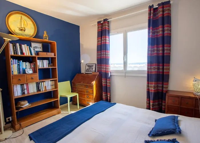 Le Clinfoc By Interhome Appartement Hyères